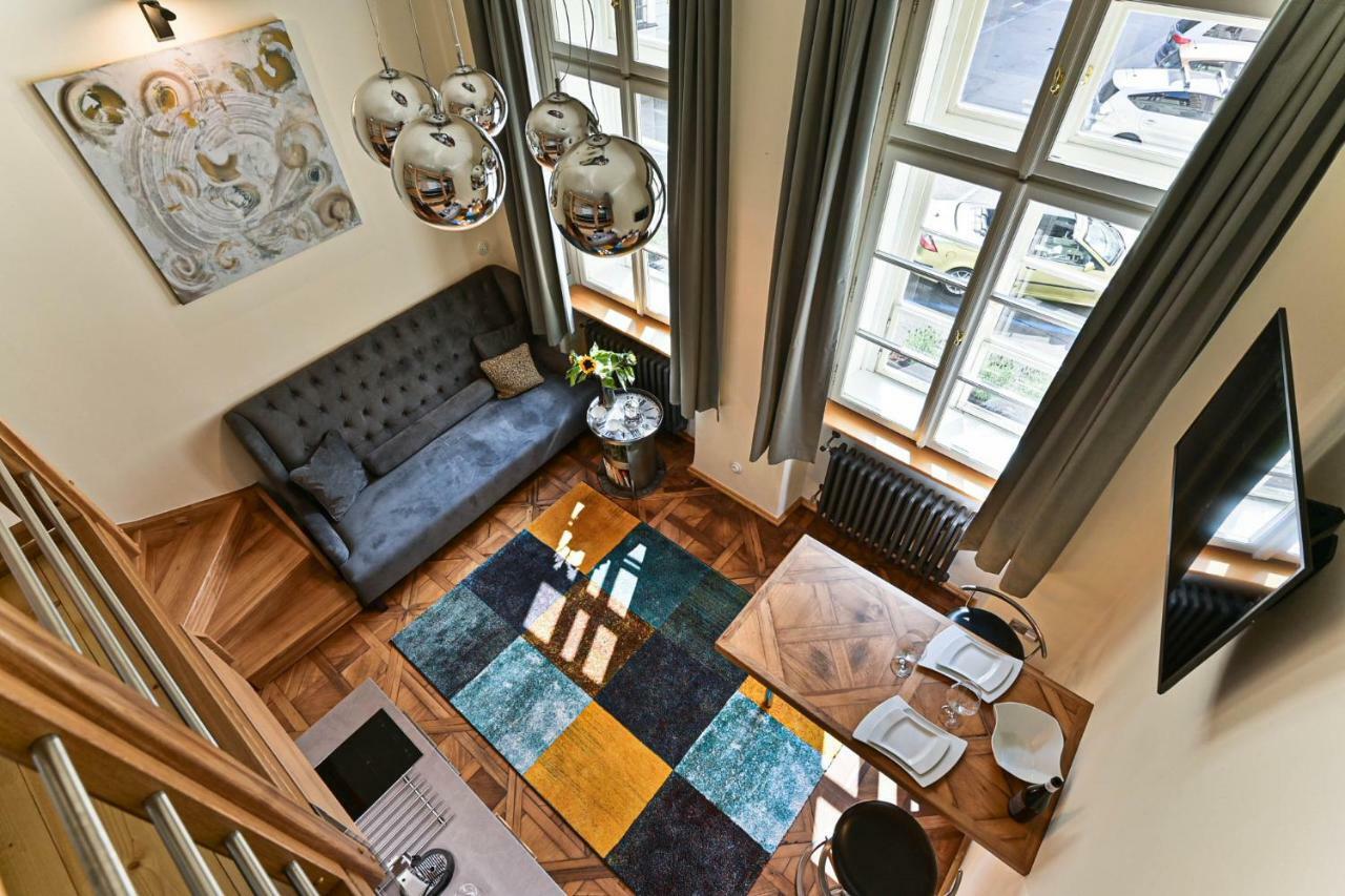 Nebovidy Ii - Air Conditioning - Historic Center Daire *